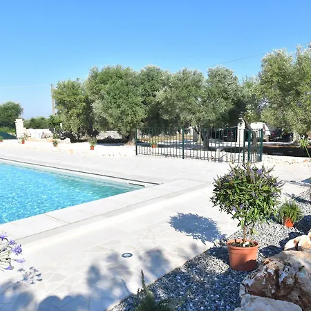 Trulli Dellamore With Private Heated Pool