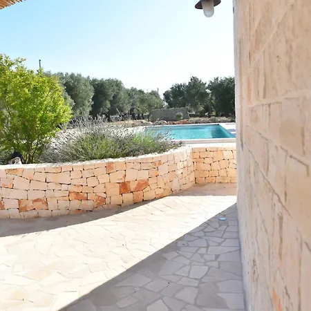Trulli Dellamore With Private Heated Pool