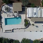 Trulli Dellamore With Private Heated Pool *