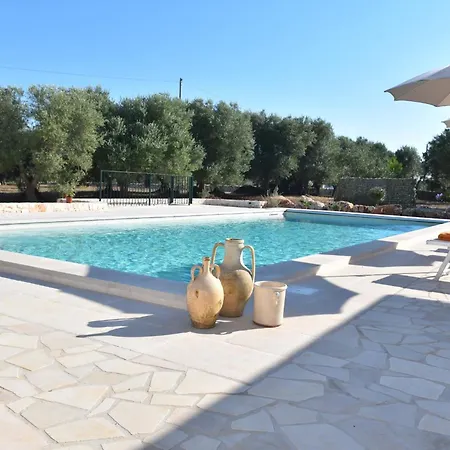 Trulli Dellamore With Private Heated Pool