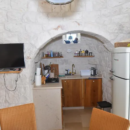 Trulli Dellamore With Private Heated Pool Villa *
