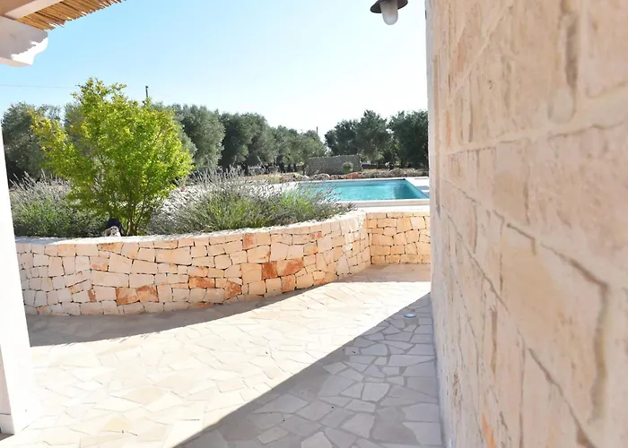 Trulli Dellamore With Private Heated Pool